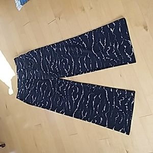 H Halston printed flowy pants